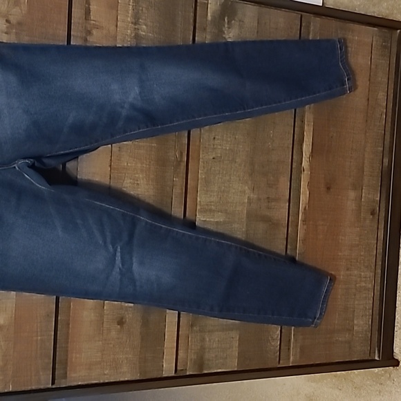 High Rise Jegging - Picture 3 of 7